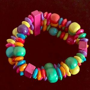 Garterized wooden bracelet